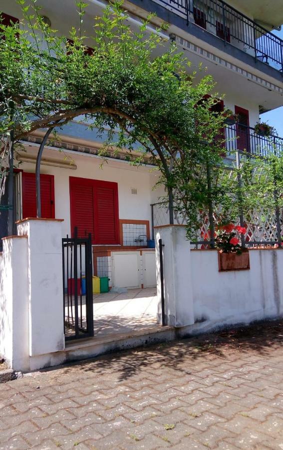 Aessebenessere Casavacanza Mascali Esterno foto