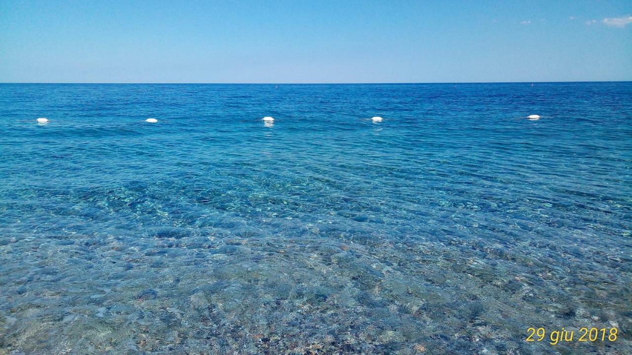 Aessebenessere Casavacanza Mascali Esterno foto